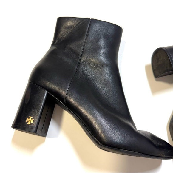 Tory Burch Brooke Perfect Black Calf Leather Ankle Booties Minimalist Size 8.5 - Picture 8 of 16